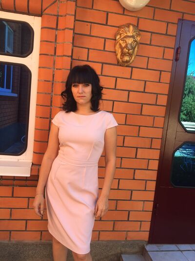  ,   Marta, 38 ,   c 