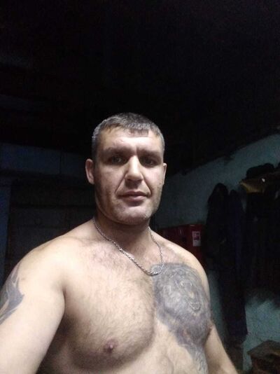  ,   Pavel, 39 ,   ,   