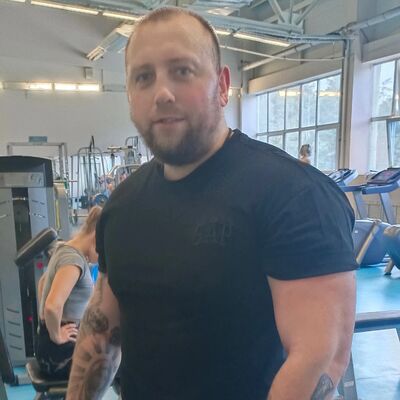  ,   Pavel, 40 ,   ,   