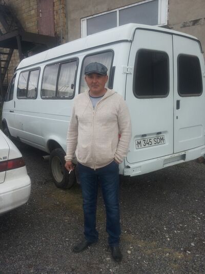  ,   Oleg, 51 ,   ,   , c 