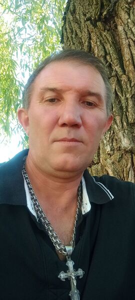  ,   Ruslan, 48 ,   ,   