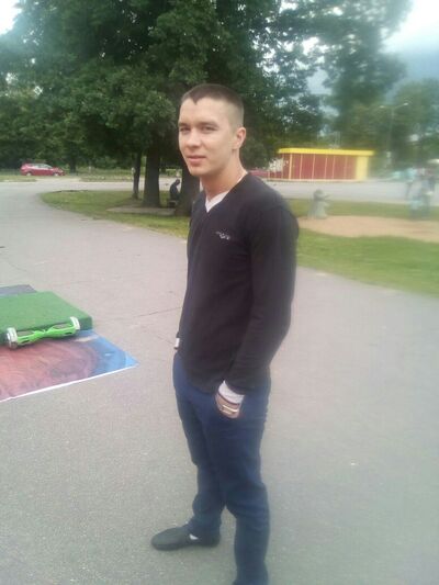  ,   Nikolay, 32 ,   ,   