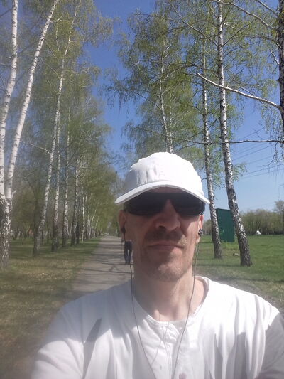  ,   Denis, 44 ,   ,   , c , 