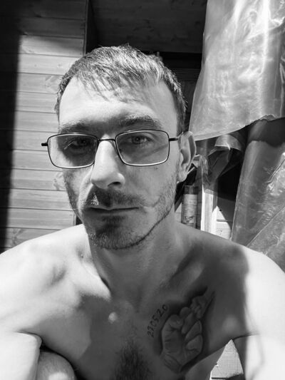  ,   Zaur, 33 ,   ,   , c , 