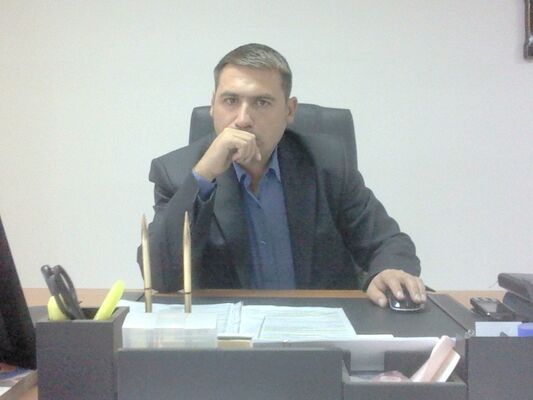  ,   Alex, 44 ,   , 