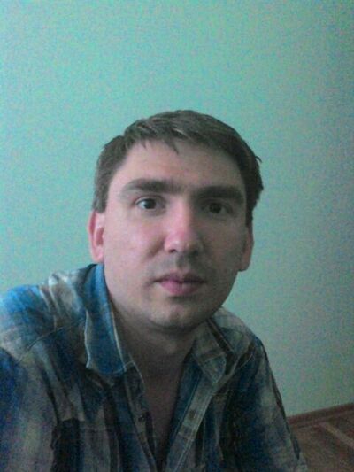  ,   Emil, 45 ,   