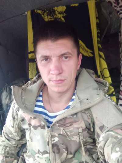  ,   Alex, 33 ,   ,   