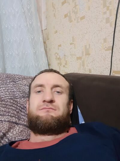  ,   Ali, 35 ,   ,   