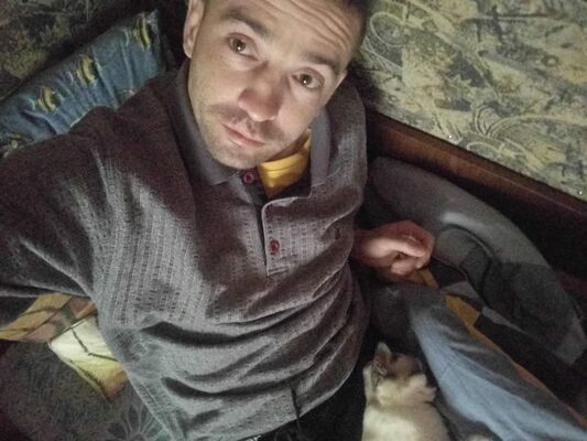  ,   Andrew, 43 ,   ,   , c , 