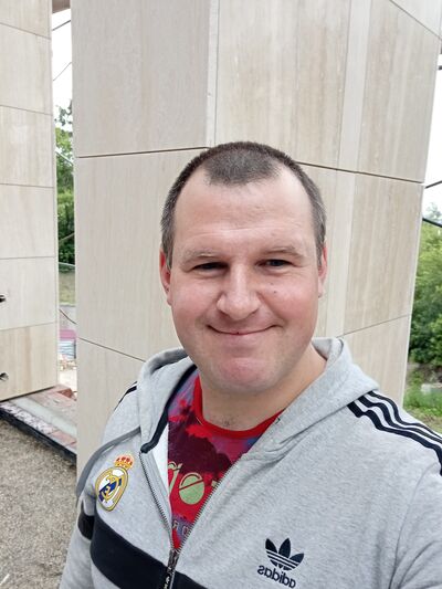  ,   Egor, 37 ,   ,   