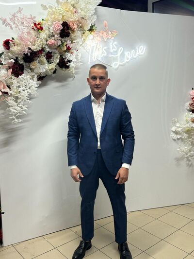  ,   Alisher, 33 ,   ,   