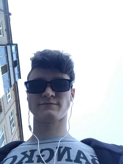  ,   Zhenya, 21 ,   ,   