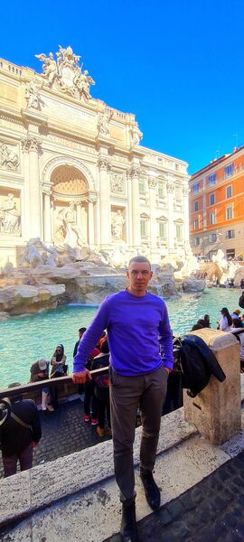  ,   Rostyslav, 35 ,   ,   