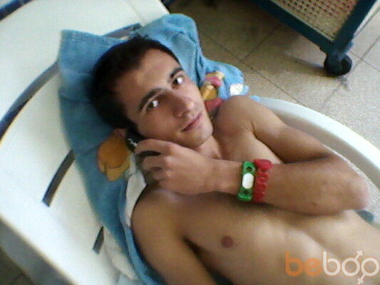  ,   Vahe, 34 ,   