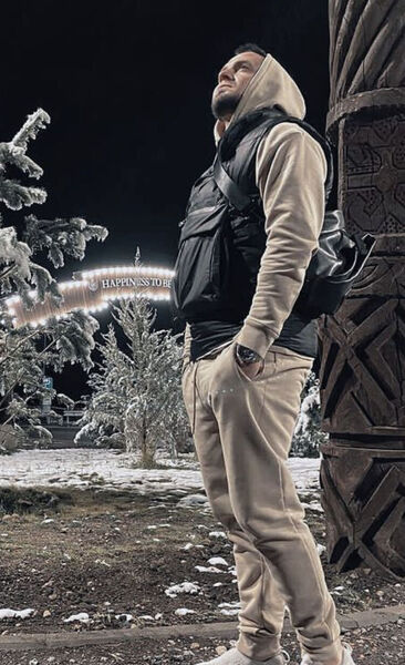  ,   , 28 ,   ,   