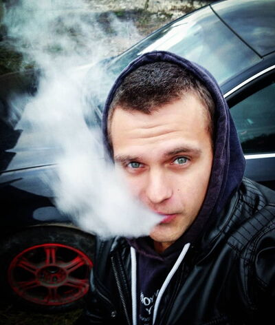  ,   Sasha, 32 ,   ,   
