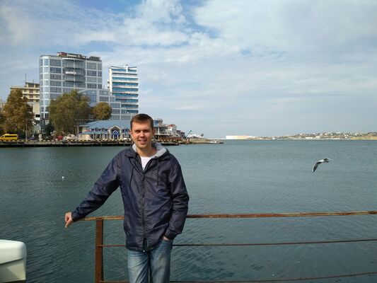  ,   Denis, 38 ,   ,   