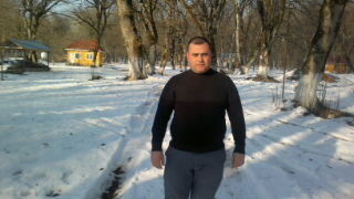 ,   Seymur, 43 ,   