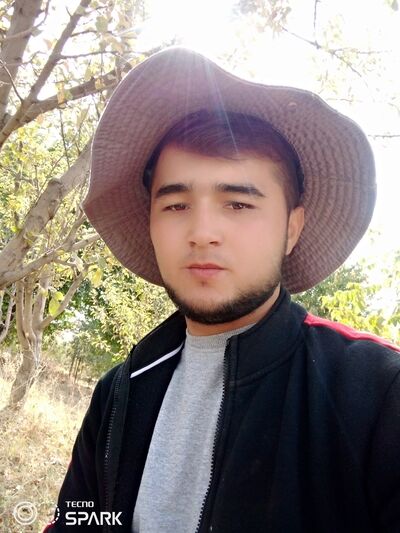  ,   Aleks, 25 ,   ,   