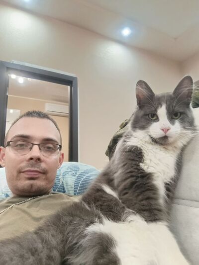  ,   Vikto, 26 ,   ,   