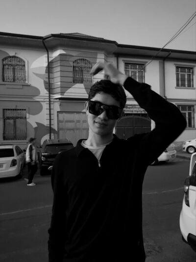  ,   Aziz, 18 ,   ,   