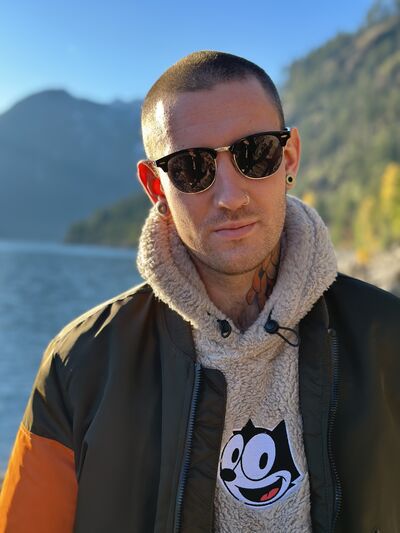  Puyallup,   , 29 ,   ,   