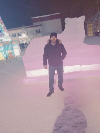  ,   Rashad, 40 ,   ,   