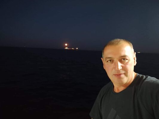  ,   Leonid, 53 ,   ,   , c 