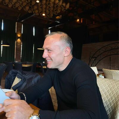  Ar Ram,   Steven, 56 ,   ,   