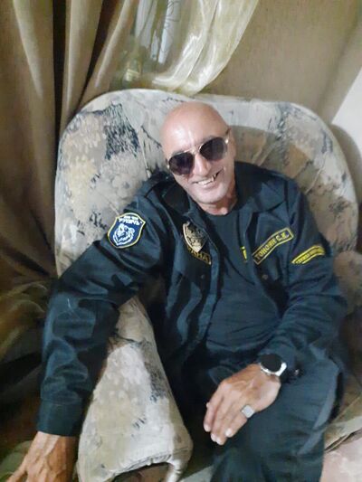  --,   Serj, 58 ,   ,   