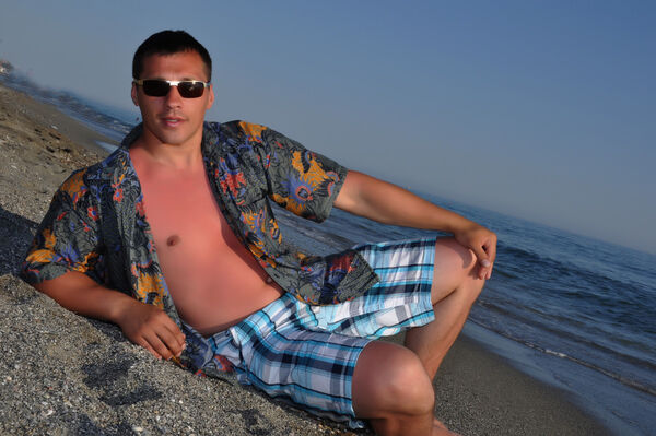  ,   Denis, 44 ,   ,   , c 