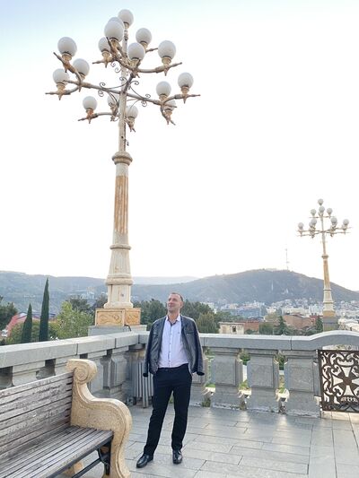  -,   Gio, 37 ,   ,   , c 