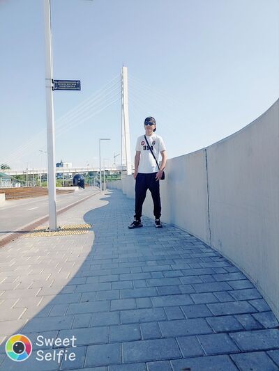  ,   Behzod, 20 ,   ,   