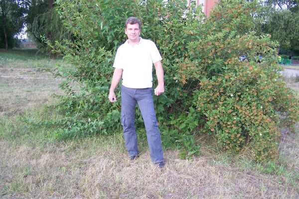  ,   Serge, 58 ,   