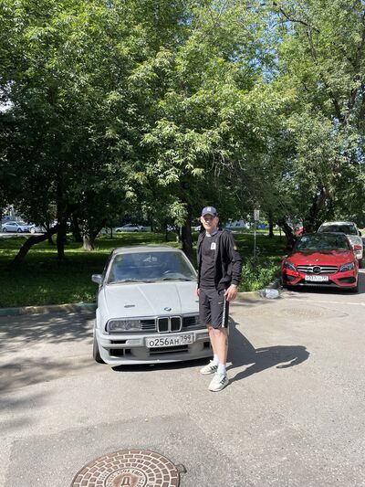  ,   Ilya, 28 ,   ,   