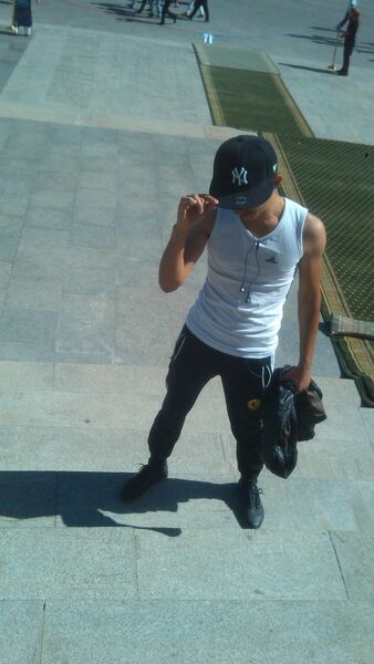  ,   Uzbek, 31 ,   