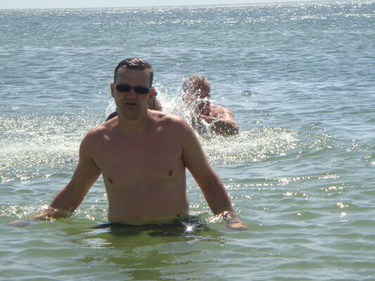 Ochtrup,   Maxim, 53 ,   