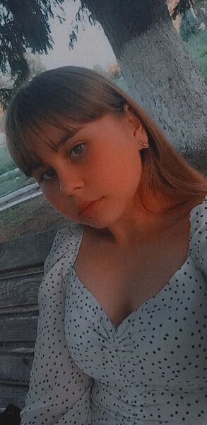 Знакомства Алтайский, фото девушки Анастасия, 18 лет, познакомится для флирта, любви и романтики, cерьезных отношений, переписки