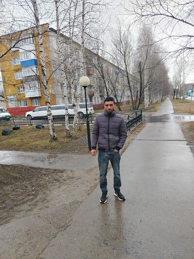  ,   Ali, 27 ,   ,   