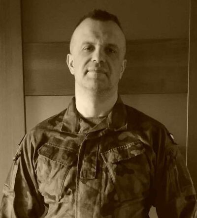  ,   Tom, 38 ,   ,   , c , 
