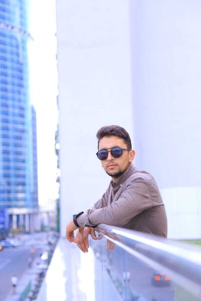 ,   Ismatullo, 30 ,   ,   