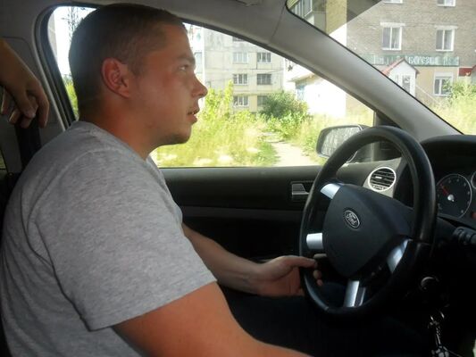  ,   Ivan, 35 ,  