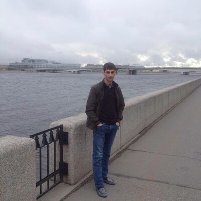  ,   Garik, 37 ,   ,   