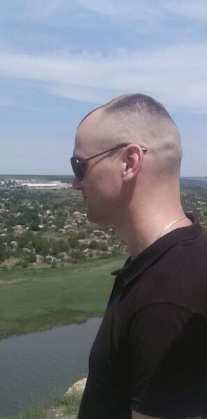  ,   Pavel, 33 ,   ,   , c , 
