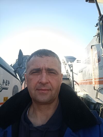  ,   Vitaly, 36 ,   ,   