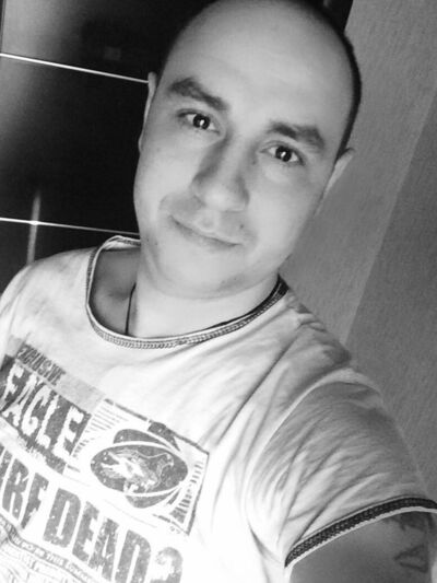  ,   Artem, 42 ,   ,   , c 