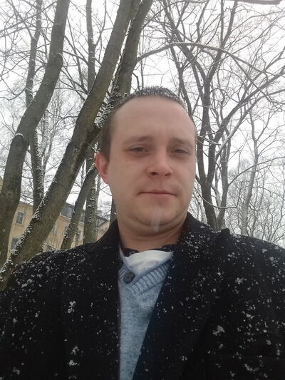  ,   Edvardas, 38 ,   ,   
