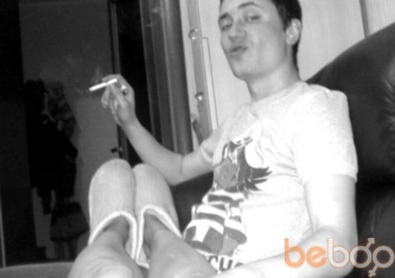  ,   No Name, 37 ,   