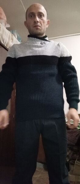  ,   GARIK, 36 ,   ,   