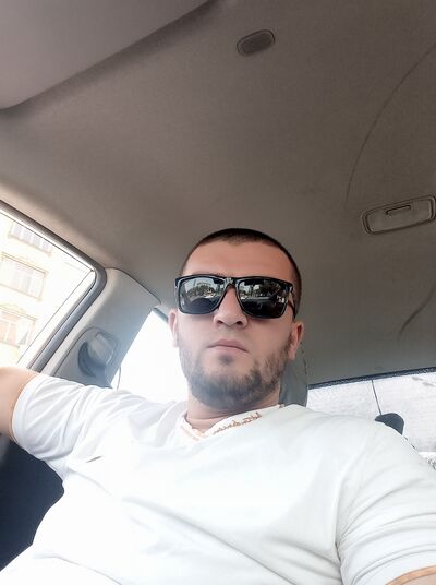  ,   Azat, 34 ,   ,   